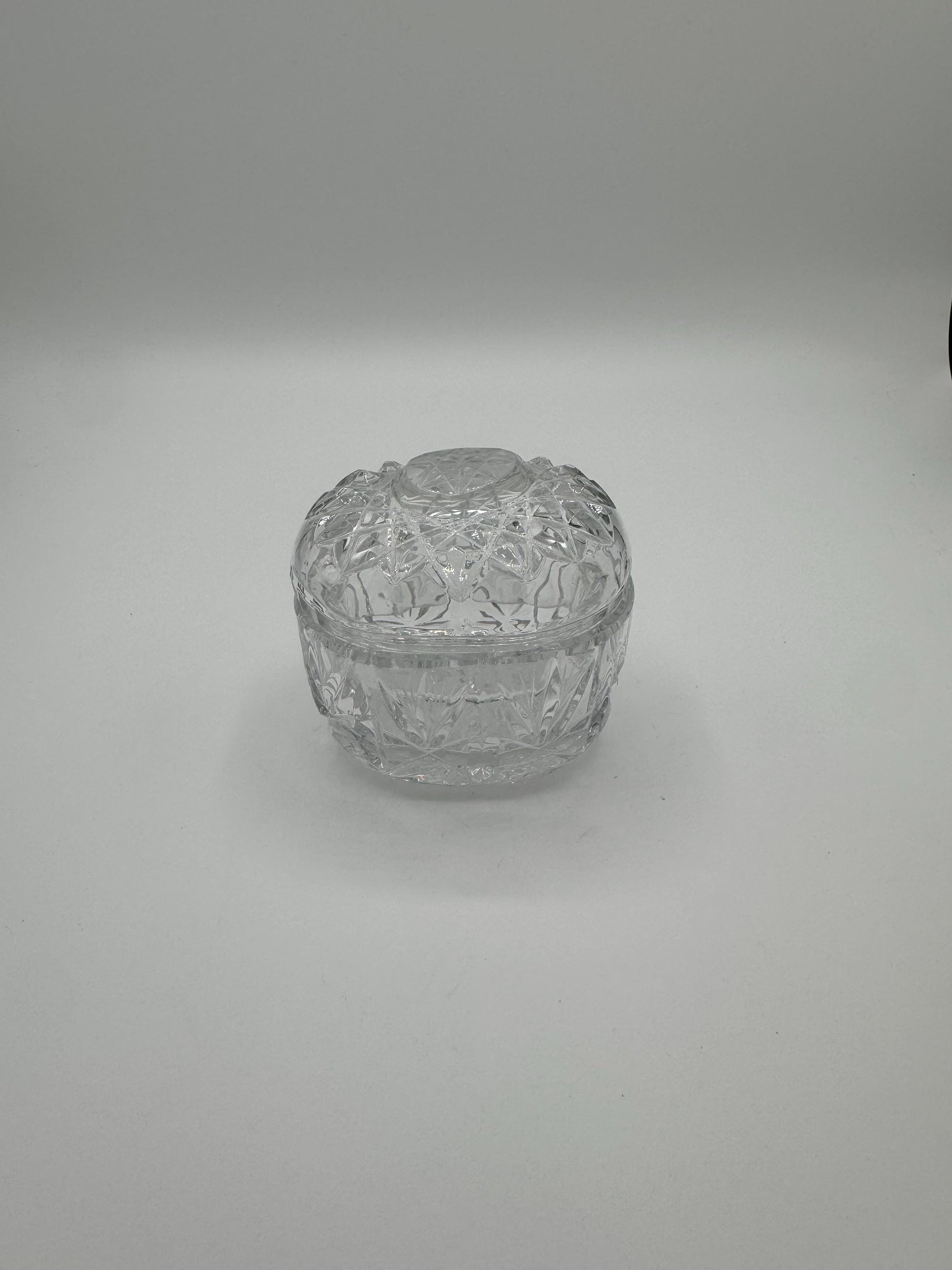 Vintage Crystal Trinket Box with Lid – Small Cut Glass Jewelry or Keepsake Box