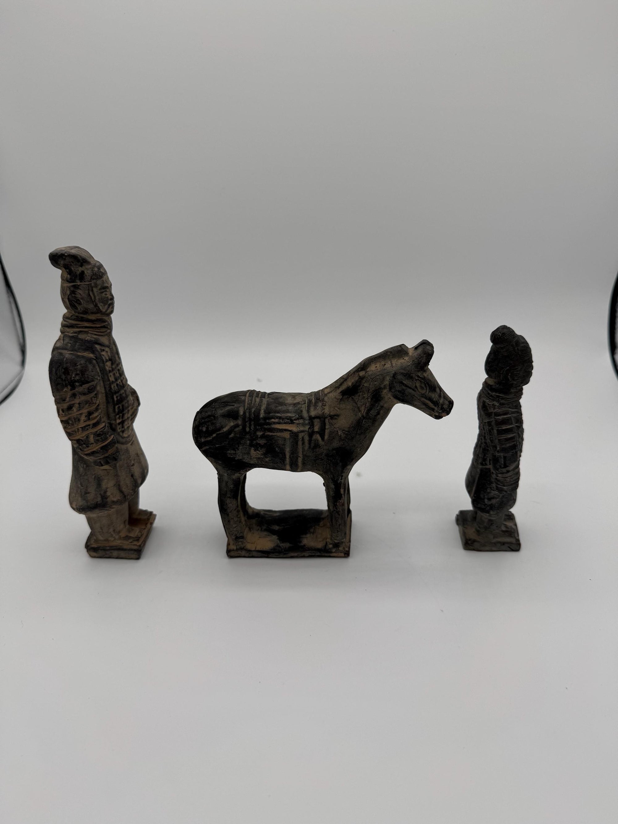 Vintage Terracotta Warrior Figurines – Set of 3 (2 Soldiers + 1 Horse) – Qin Dynasty Replicas