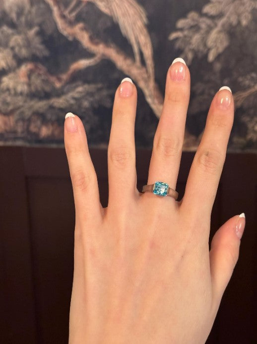 Vintage Sterling Silver & Aquamarine Ring – Size 9 [KF]