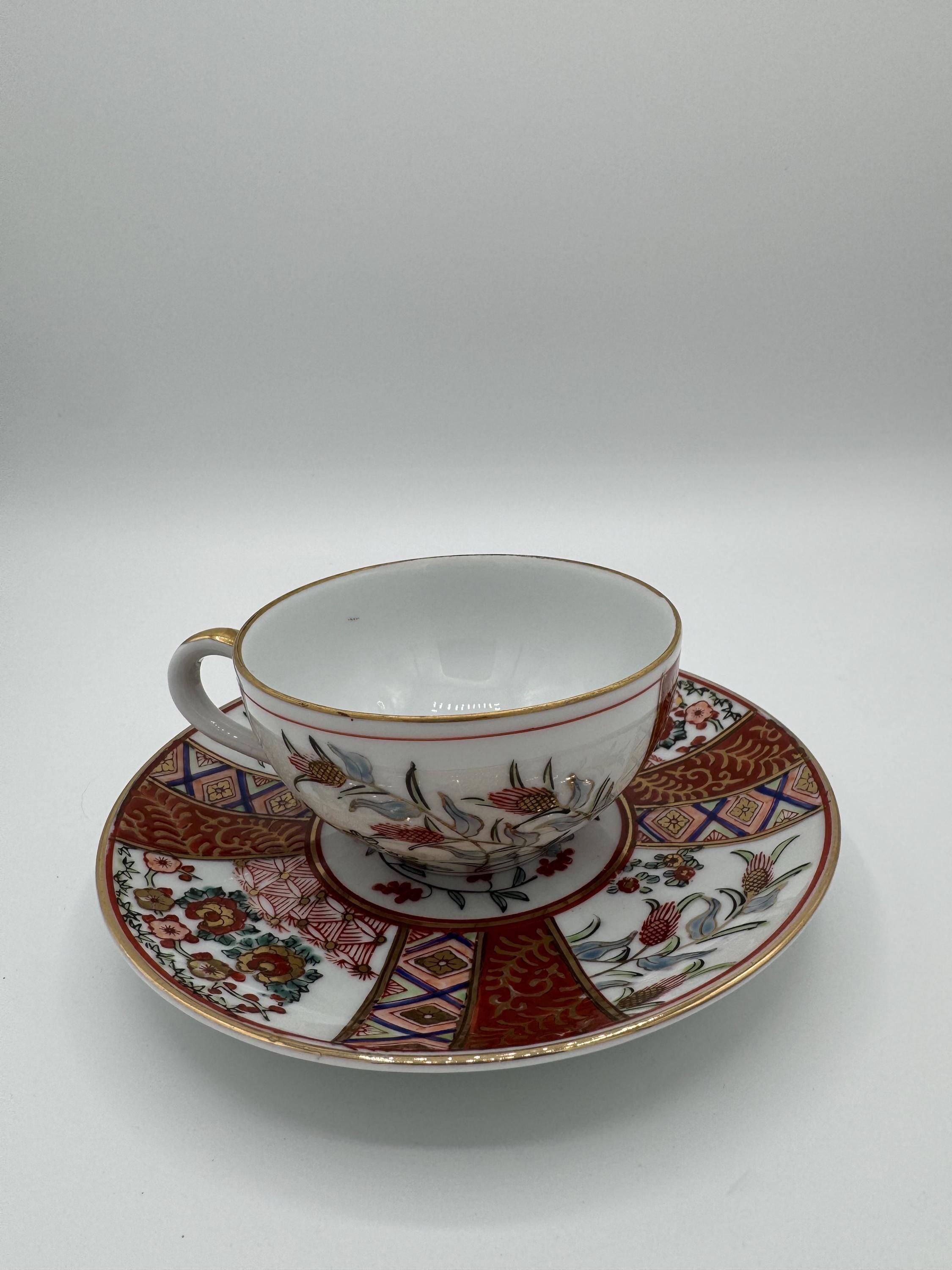 Antique Gold Imari Hand-Painted Teacup & Saucer Set – Floral Pattern with Rich Reds, Pinks, Blues, Greens, Gold