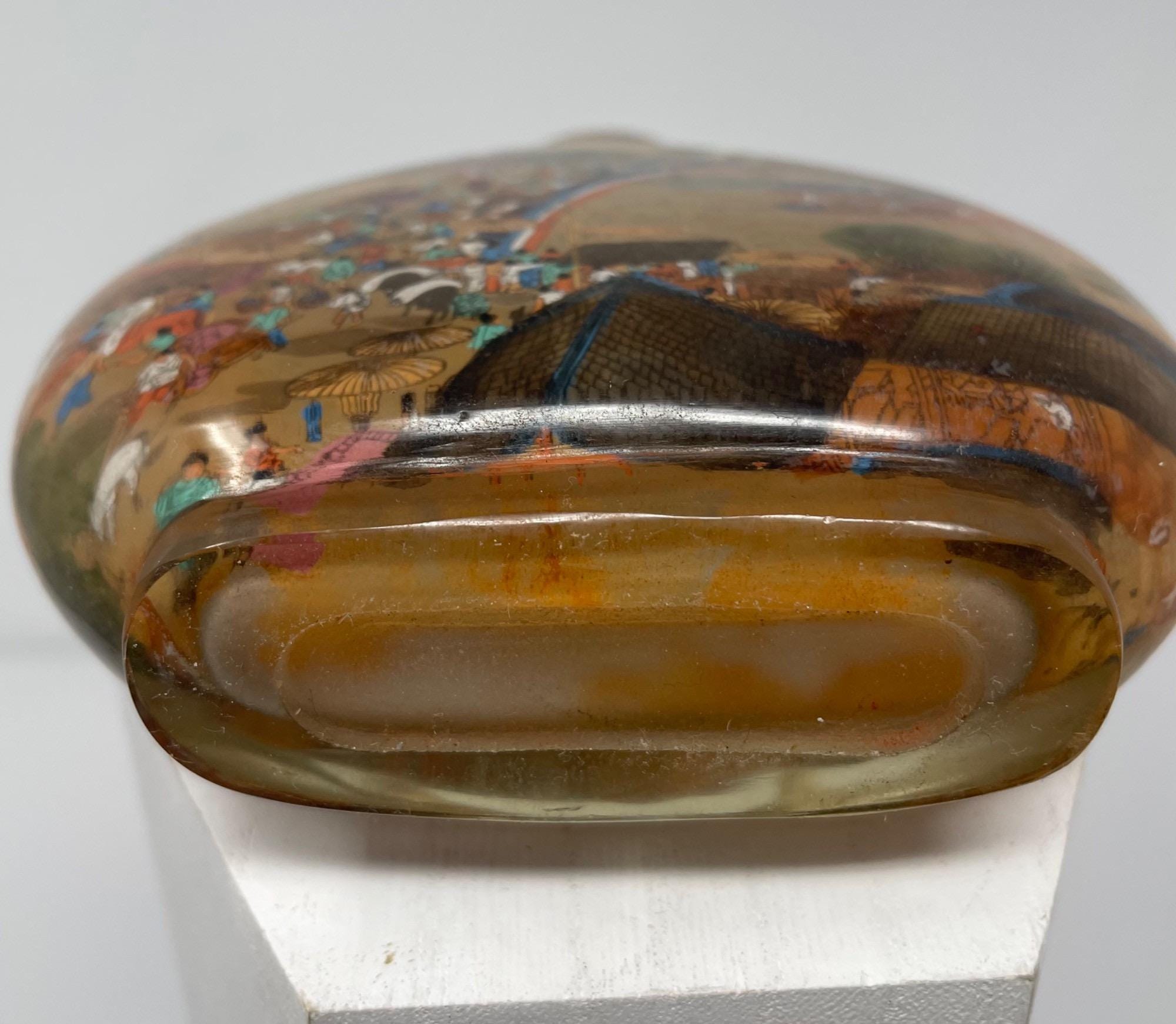 Large Antique Chinese Reverse-Painted Snuff Bottle – Early 1900s Hand-Painted Scene